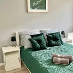 Modern كراكوفيا
